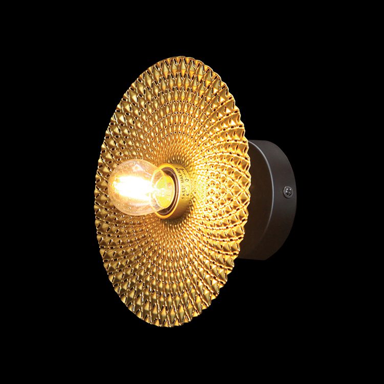 K.Light Golden Nugget Wall Light – main view